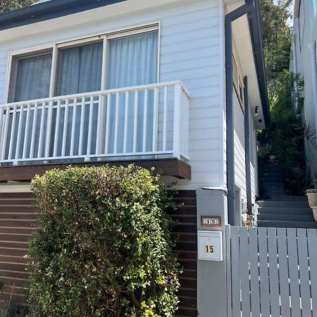 Cosy Cottage Above The Hawkesbury W/ Jetty Mooney Mooney Exterior photo