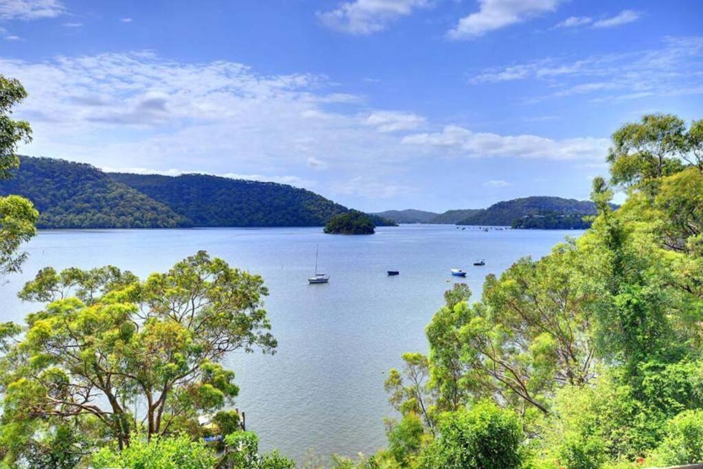 Cosy Cottage Above The Hawkesbury W/ Jetty Mooney Mooney Exterior photo