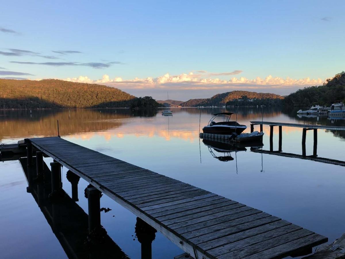 Cosy Cottage Above The Hawkesbury W/ Jetty Mooney Mooney Exterior photo